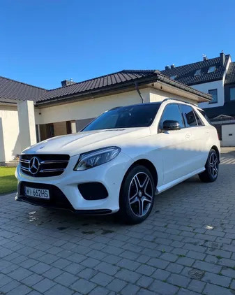 mercedes benz gle podkarpackie Mercedes-Benz GLE cena 195300 przebieg: 124800, rok produkcji 2016 z Warszawa